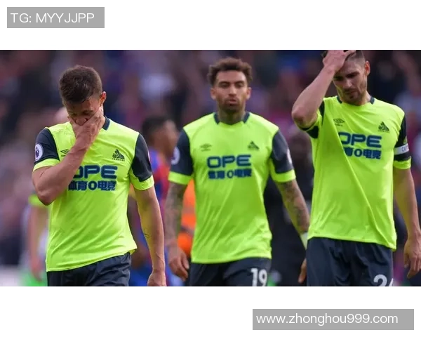 五大联赛球队遭重罚与停赛处罚引发震动 足坛风暴来袭